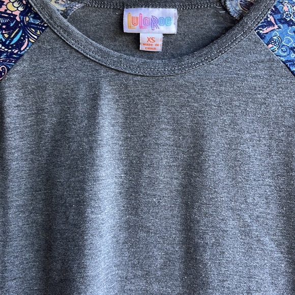 Lularoe Randy Shirt - Picture 3 of 4